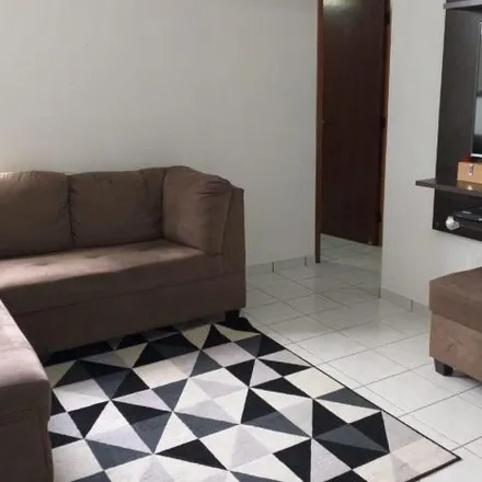 Buy this 2 bed apartment on Pizzaria Augustos in Avenida Brasil 622, Monte Castelo