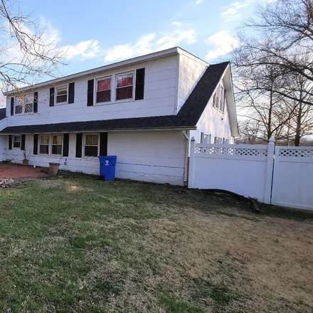 Image 2 - 24 Clearwater Drive, Country Club Ridge, Willingboro, NJ 08046, USA - House for sale