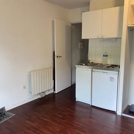 Rent this 1 bed apartment on 38 Rue Paul Verlaine in 69100 Villeurbanne, France