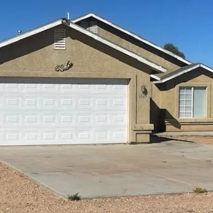 Rent this 3 bed house on 4898 Teddy Roosevelt Road in Golden Valley, AZ
