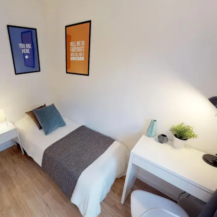 Rent this 4 bed room on 8 Rue de Calais in 59800 Lille, France