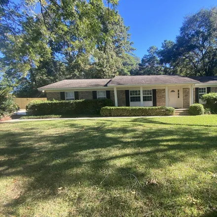 Rent this 4 bed house on 2501 Stonegate Drive in Saint Peter, Tallahassee