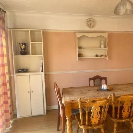 Image 5 - Stour Close, Strood, ME2 3JZ, United Kingdom - Room for rent