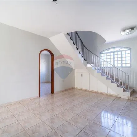 Buy this 7 bed house on unnamed road in Guará - Federal District, 71010-633