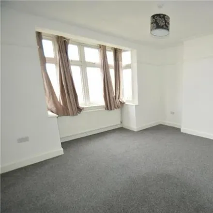 Image 4 - Hail & Ride Foxley Wood, Northwood Avenue, London, CR8 2EP, United Kingdom - Duplex for rent