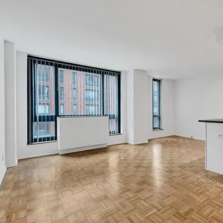 Rent this studio apartment on Zeckendorf Towers in Irving Place, New York