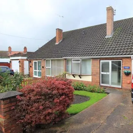Buy this 3 bed house on Chirk Green Road in Chirk, LL14 5PU