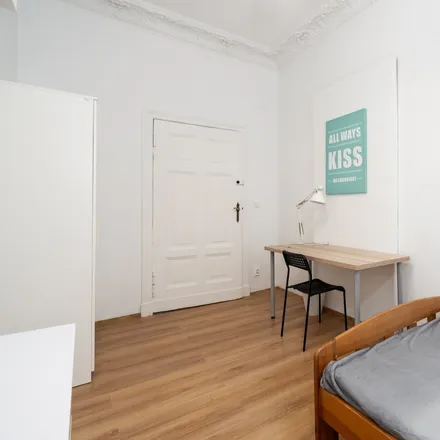 Rent this 5 bed room on Stanisława Staszica 3 in 60-531 Poznań, Poland