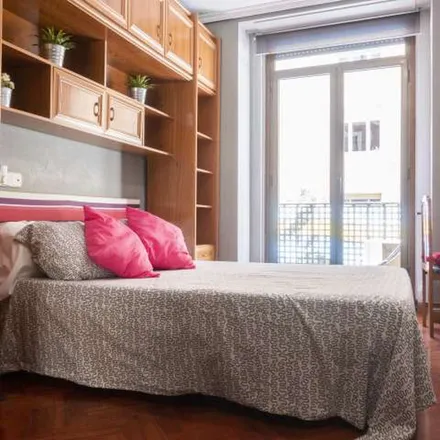 Rent this 1 bed apartment on Madrid in Edificio Arenal, Calle del Arenal