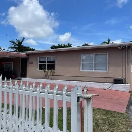 Image 8 - 6121 Southwest 17th Street, West Miami, Miami-Dade County, FL 33155, USA - House for sale