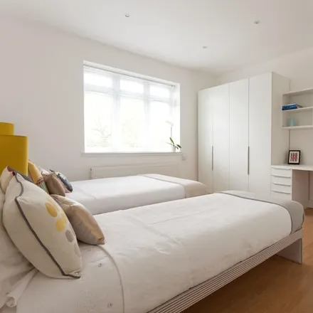 Rent this 2 bed apartment on London in NW6 6SB, United Kingdom