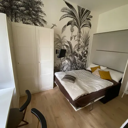 Image 1 - Via Ovada, 15, 20142 Milan MI, Italy - Apartment for rent
