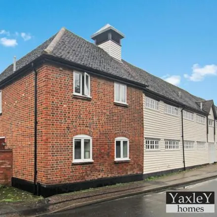 Buy this 2 bed townhouse on Denholm Court in Witham, CM8 1XD