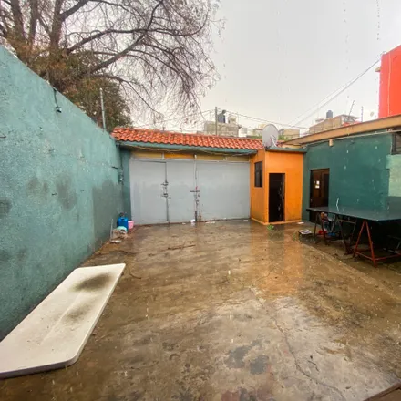 Buy this studio house on Calle Manuel Nogal Clorsa in 54054 Tlalnepantla, MEX
