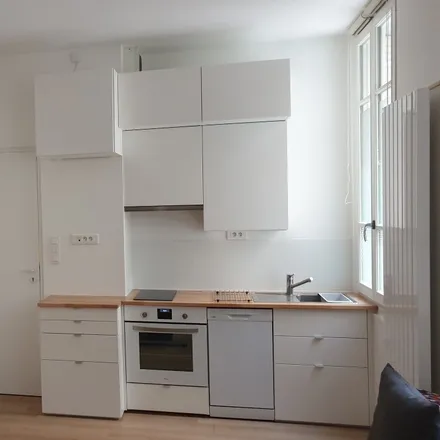 Rent this 2 bed apartment on 7 bis Rue Poliveau in 75005 Paris, France