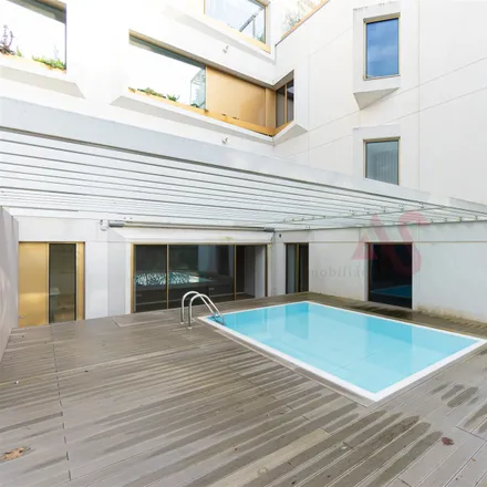 Buy this 5 bed apartment on Porto