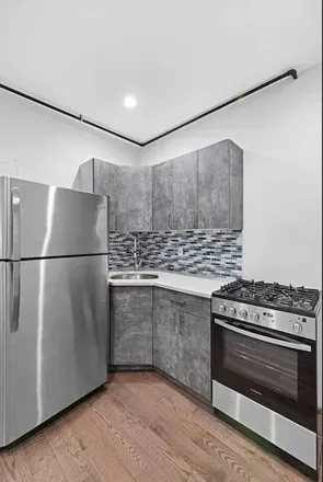 Image 3 - 310 East 89th Street, New York, NY 10128, USA - Apartment for rent