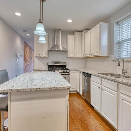 Image 8 - 801 South Belnord Avenue, Baltimore, MD 21224, USA - Townhouse for sale