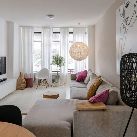 Rent this 3 bed apartment on Ranonkelstraat 25 in 4818 HN Breda, Netherlands