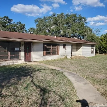 Image 1 - 403 Cottonwood Street, Kenedy, TX 78119, USA - House for sale