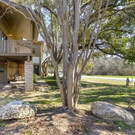 Image 1 - 28 Stoney Creek Cove, The Boulevard, Lakeway, TX 78734, USA - Condo for sale