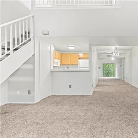 Image 2 - 24172 West del Monte Drive, Santa Clarita, CA 91355, USA - Condo for sale