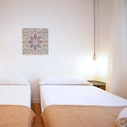 Rent this 4 bed apartment on Carrer de los Castillejos in 363, 08025 Barcelona