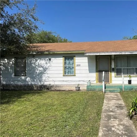 Buy this 3 bed house on 923 West Saint Mary's Street in Mathis, TX 78368