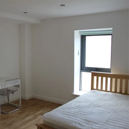 Rent this 3 bed apartment on Hotel Indigo Car Park in Clayton Street, Newcastle upon Tyne