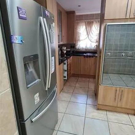 Rent this 4 bed apartment on unnamed road in Montana, Pretoria