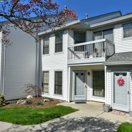 Buy this 2 bed condo on unnamed road in Fardale, Mahwah