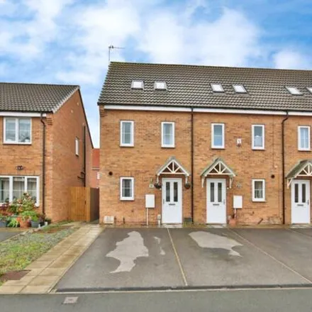 Buy this 3 bed house on Brockwell Park in Hull, HU7 3FH
