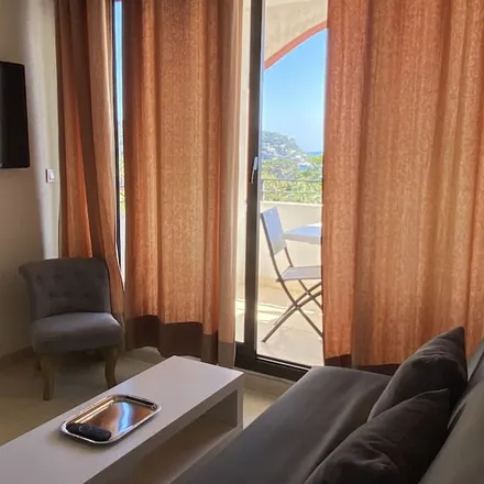 Rent this 1 bed apartment on 06230 Villefranche-sur-Mer