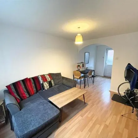 Rent this 2 bed duplex on 10 Elmore Court in Nottingham, NG7 4BE