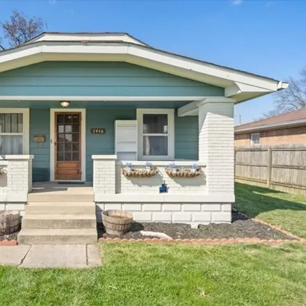 Image 1 - 2446 Finley Avenue, Indianapolis, IN 46203, USA - House for sale