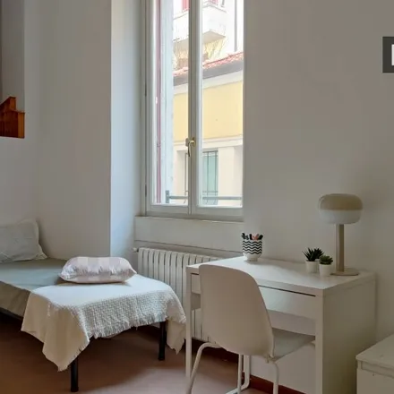 Rent this 3 bed room on Mercato comunale in Via Lodovico Montegani, 20136 Milan MI