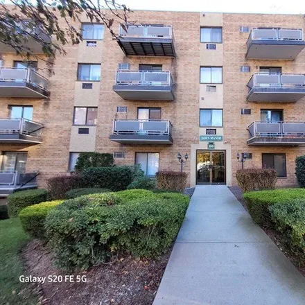 Rent this 1 bed apartment on 132 2nd Street in Hackensack, NJ 07601