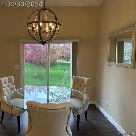 Image 7 - 2537 Westmont Circle, Sterling Heights, MI 48310, USA - Condo for rent