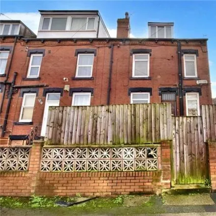 Buy this 2 bed townhouse on Nancroft Crescent in Leeds, LS12 2DH