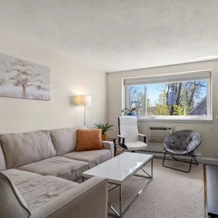 Buy this 1 bed condo on 326 Broadway in Somerville, MA 02145