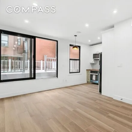 Image 2 - 141 Nevins Street, New York, NY 11217, USA - House for rent