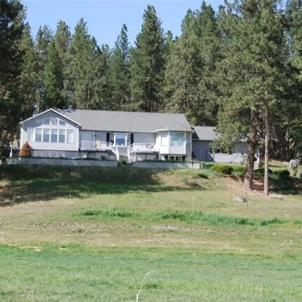 Buy this 2 bed house on 424 Sweathouse Creek Road in Victor, Ravalli County