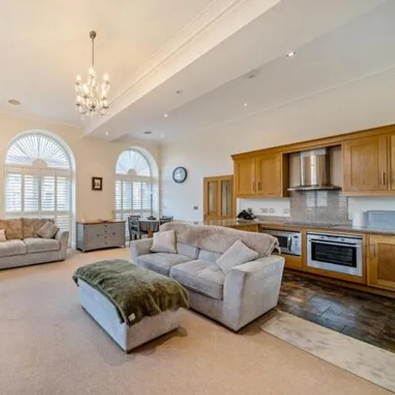 Image 4 - The Round House, B4203, Malvern Hills, WR6 6SH, United Kingdom - House for sale