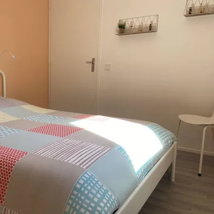 Rent this 1 bed apartment on Saint-Jorioz in Route du Laudon, 74410 Machevaz