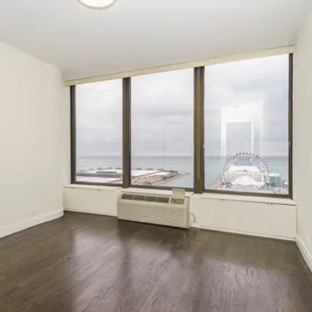 Image 5 - Lake Point Tower, 505 North Lake Shore Drive, Chicago, IL 60611, USA - Condo for rent