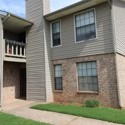 Image 1 - The Cedars, Chalmette Drive, Norman, OK 73071, USA - Apartment for rent