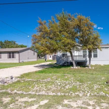 Buy this studio apartment on 525 Private Road 1508 in Medina County, TX 78003