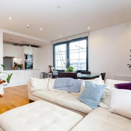 Image 2 - Graphite Point, 36 Palmers Road, London, E2 0FS, United Kingdom - Apartment for rent