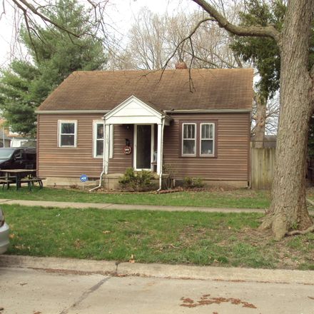 Rent this 2 bed house on 105 North Chanute Street in Rantoul, IL 61866