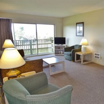 Image 6 - The Polynesian Resort, Ocean Shores Boulevard Northwest, Ocean Shores, Grays Harbor County, WA 98569, USA - Condo for sale